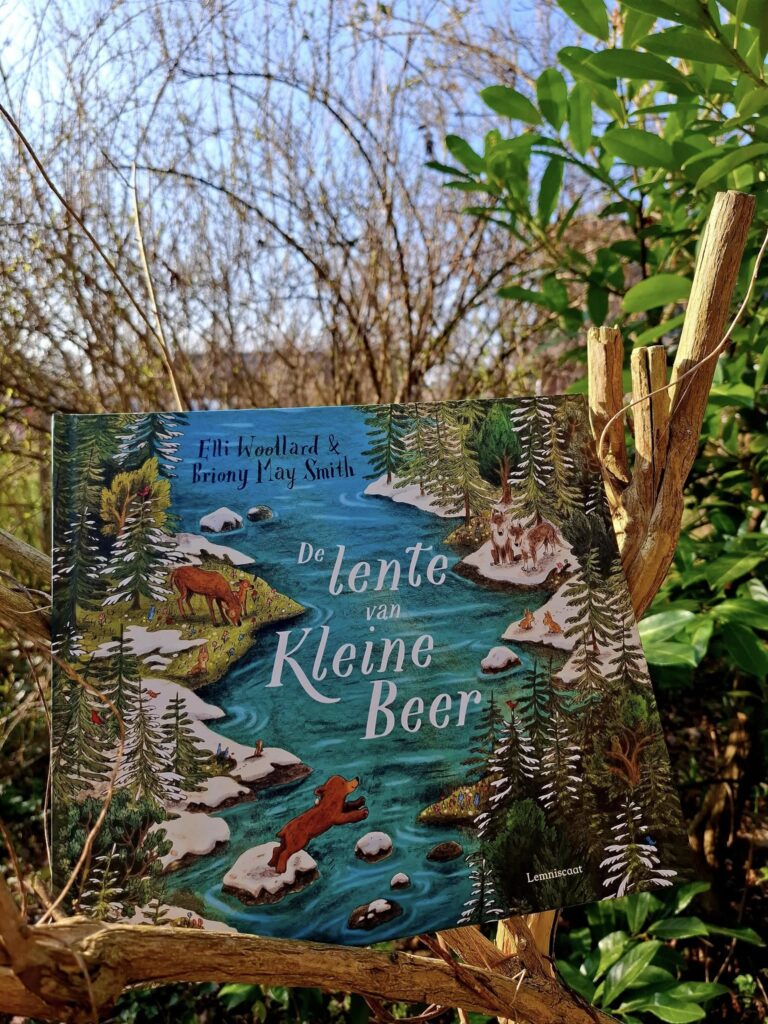 De lente van Kleine Beer